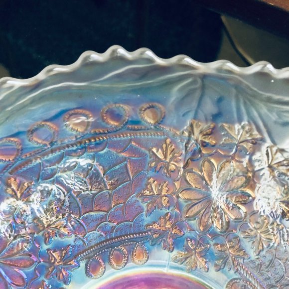 VINTAGE FENTON LEAF CHAIN (IRIDIL)WHITE IRIDESCENT FROSTED FIERY  GLASS  8" BOWL - Picture 8 of 16